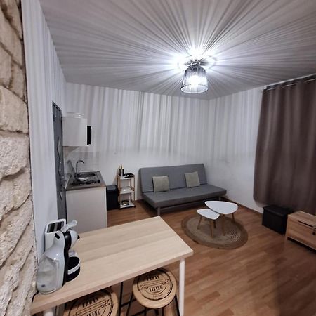 Logement Cosy Pour 4, Wifi, Centre Ville Montpellier Exteriör bild
