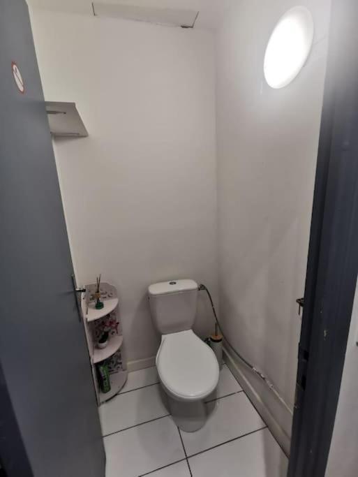 Logement Cosy Pour 4, Wifi, Centre Ville Montpellier Exteriör bild